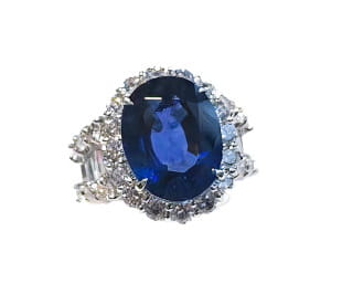 サファイア<br>
                        10ct リング